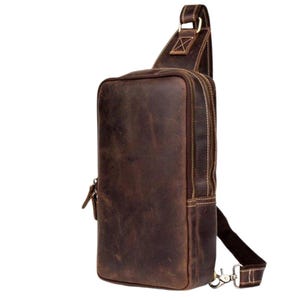Spersonalizowana torba na ramię ze skóry licowej z regulowanym paskiem na ramię, skórzana torba typu sling, unisex, skórzana torba użytkowa, prezent dla niego