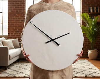 Große Beton-Wanduhr AEVO – minimalistische Designeruhr in variablen Farbtönen, handgemacht & geräuschlos, 40 + 50 cm Durchmesser