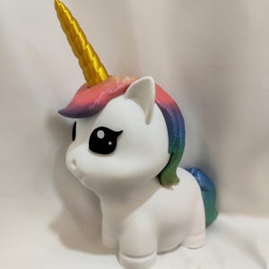 Rainbow Unicorn Piggy Bank – Cute 3D Printed Coin Bank with Golden Horn Stash, Magical Money Box
