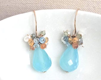 Chalcedon Ohrringe: 14Kt Gold Filled, Perle, Träne, Meerblau, geclustert