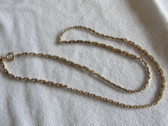 Vintage necklace 15 1/2" in length - image 1