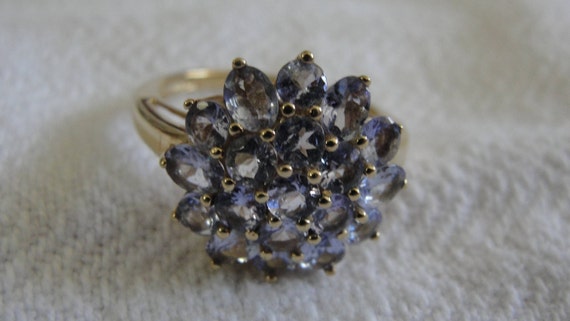 Vintage tanzanite and 14k yellow gold ring size s… - image 4