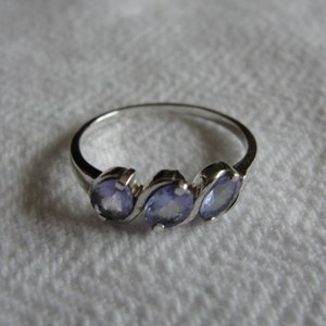 Vintage 10k  white gold and tanzanite ring size 7.75
