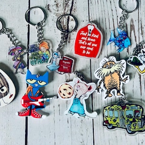 Children’s Book Character Keychains – Teacher Gifts, Librarian Accessories, Classroom Prizes, Book Lover Stocking Stuffers