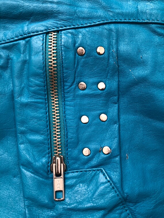 VIntage 1980s Turquoise Leather  mini skirt XS - image 2