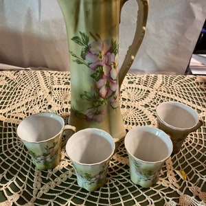 Chocolatera vintage Nippon con diseño Dogwood y tazas a juego.