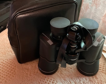Vintage Tasco 10 x 50 MM zip focus binoculars wide angle