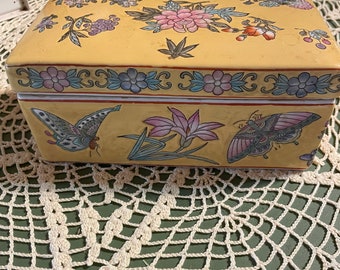 Antique Vintage Porcelainware Hand Decorated Macau Jewelry trinket box Unique