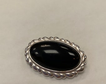 Vintage Monet oval black onyx silver tone brooch