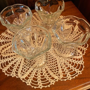 Vintage anchor hocking sherbet ice cream tumblers 4 inches tall set of four