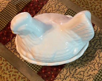 Vintage Hen on nest dish Milk Glass  6"