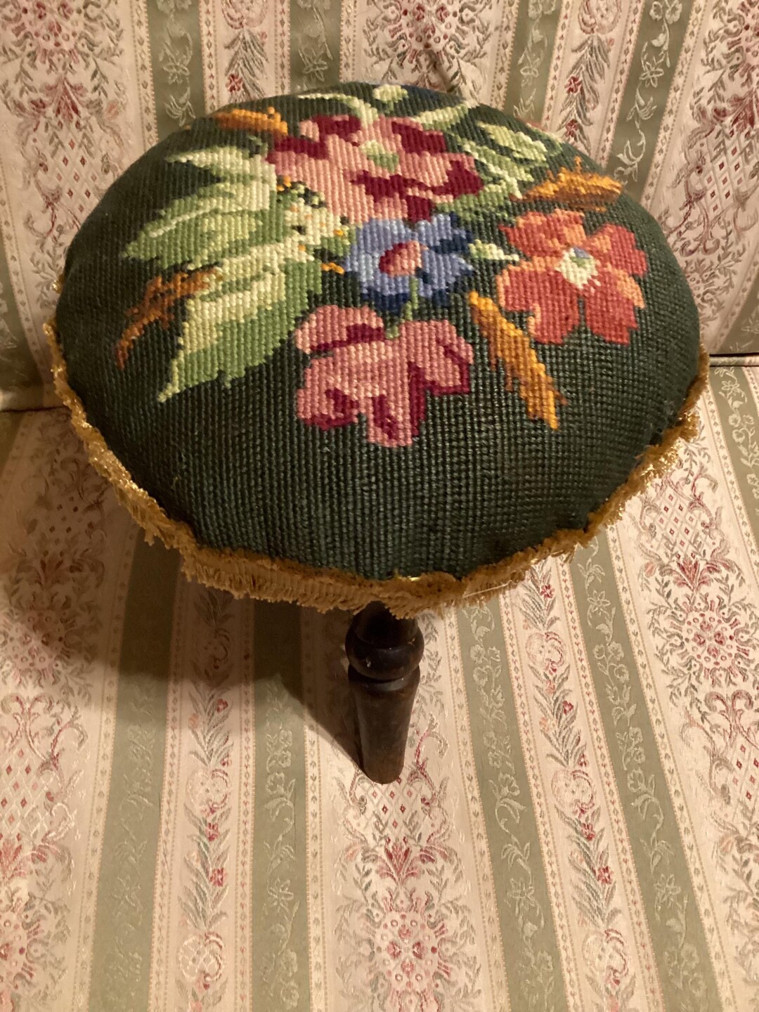 Antique Victorian Round Footstool With a Floral Needlepoint Design - Etsy