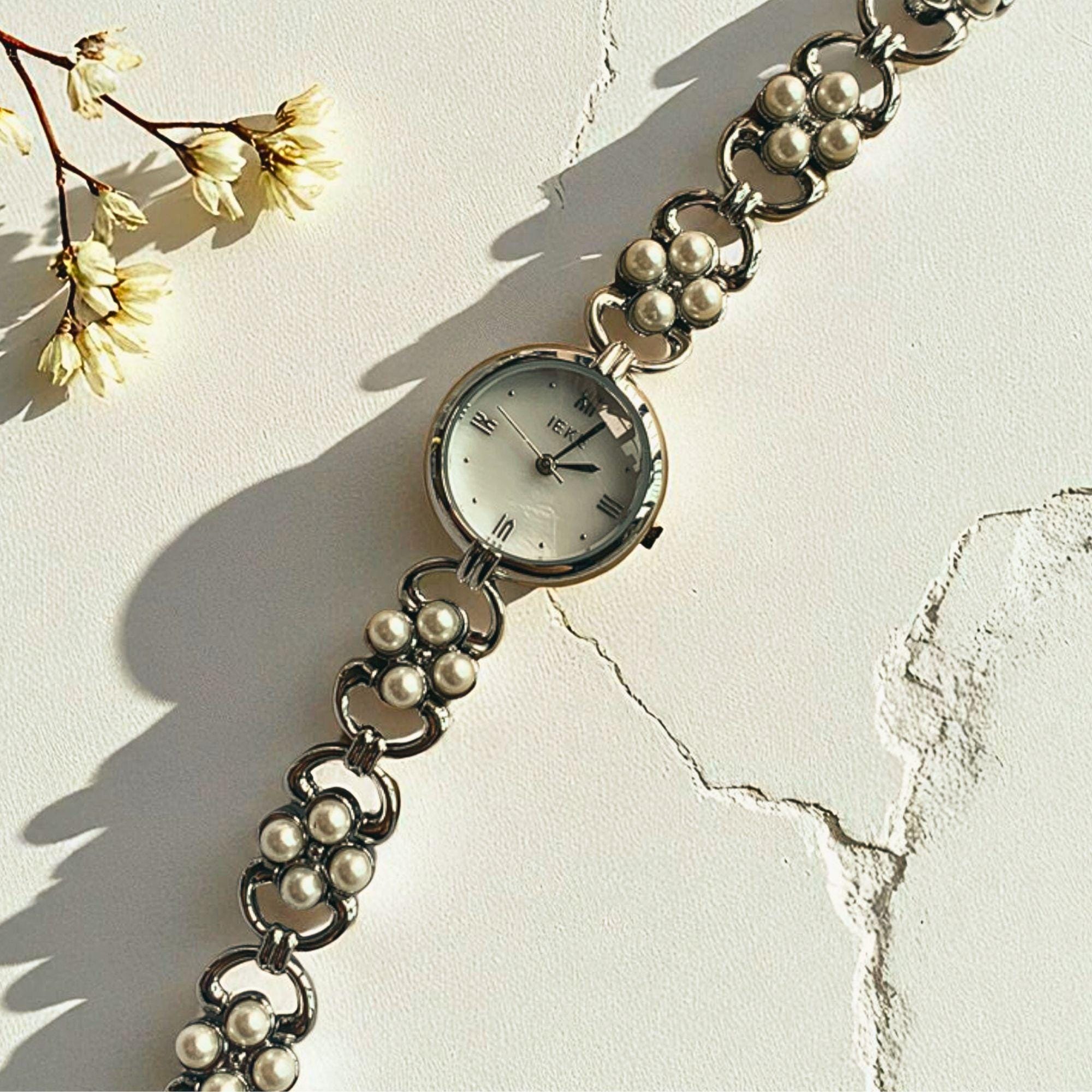 Womens Pearl Face Leather Watches