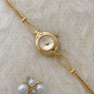Dainty Wristwatch for Women, Petite Vintage Style Watch,  Tiny Gold & Silver Watch, Bridgerton Coquette Jewelry, Anniversary Gift for Her
