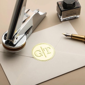 Personalized Wedding Embosser, Monogram Couple Name Wedding Seal, Custom Wedding Stamp for Stationery & Invitations, Unique Gift Idea Set