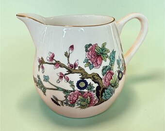 Jarra de crema de cerámica floral Sofon Nelson de Inglaterra, acabado brillante, color blanco, rosa, verde y azul.