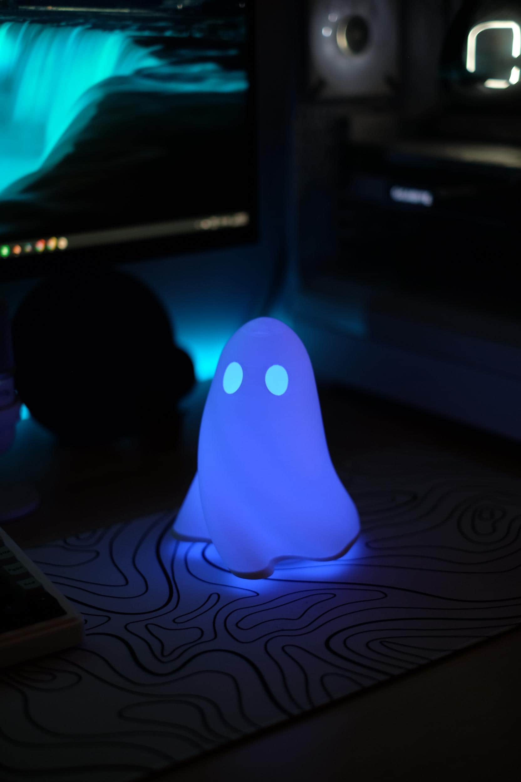 3D Printed Ghost Lamp: Remote Controlled LED Desk Light - Etsy Canada