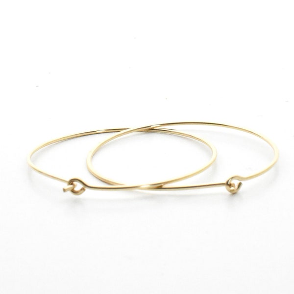 Large Gold Hoop Earrings. 14K Yellow Gold Filled Lightweight Hoop Earrings. Your choice: 2 inch, 1.5 inch, 1 Inch or 3/4 Inch Hoops