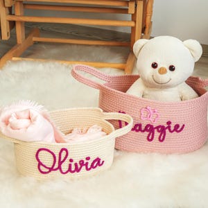 Personalisierter Babyzimmer-Dekor-Spielzeugkorb, Wäschekorb nach Babyname, Babyparty-Geschenkidee, personalisierter Wäschekorb, Häkelkorb