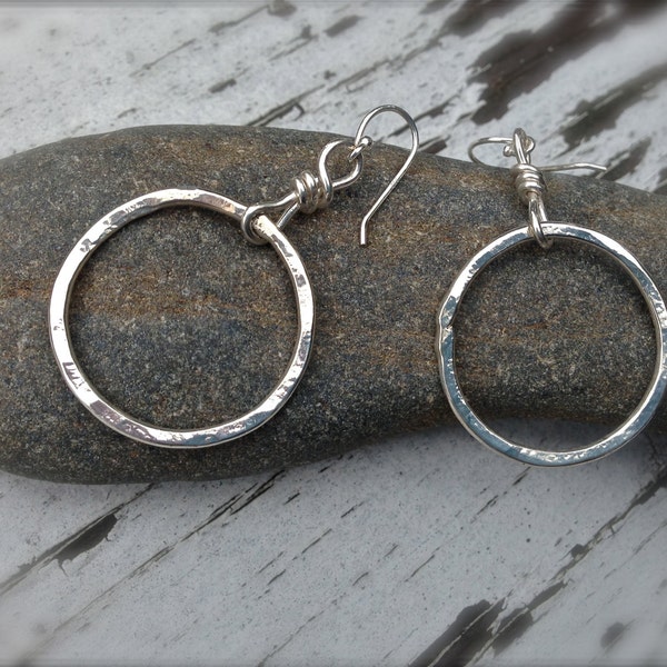 Sterling Silver Organic Circle. Silver Hoop Earrings. Hammered texture. Simple. Mimimalist. Modern. Wear with everything.