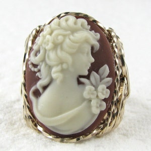 Edwardian Lady Brown Cameo 14K Rolled Gold Jewelry