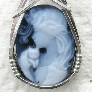 Fine lady Cat Agate Cameo Pendant Sterling Silver Jewelry