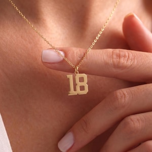 Custom Lucky Number Necklace,Personalized Gold Number Pendant ,Dainty Angel Number Jewelry,Sports Jersey Charm,Meaningful Gift for Her