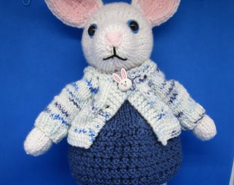 Conejito de ganchillo, hilo acrílico, vestido azul, decoración de primavera para Pascua.
