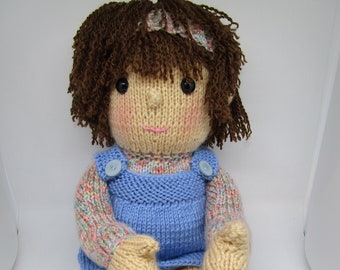Muñeca de niña tejida a mano: Muñeca de 16" rellena de hilo acrílico