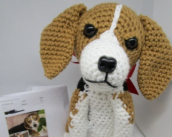 Custom Crochet Beagle Dog, Made to Look Like Owner's Dog, Stuffed Dog, Custom Dog, Pet Memorial, Dog Remembrance, Crochet Dog, Beagle