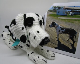 Gran danés arlequín de ganchillo personalizado, similar al del dueño, gran danés, monumento conmemorativo para mascotas, monumento conmemorativo para perros, recuerdo de mascotas, perro de peluche, danés personalizado