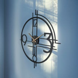 Line Design Large Wall Clock, Handmade Metal Wall Clock, Unique Circle Wall Clock, Silent Metal Clock,Regular Numerals Wall Clock,Home Gift