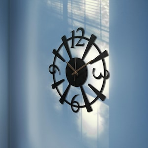 Modern Black Metal Wall Clock: Minimalist Home Office Decor