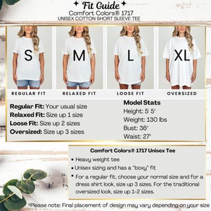 K&ouml;nnte beinhalten: Eine Gr&ouml;&szlig;entabelle f&uuml;r Unisex-T-Shirts mit kurzen &Auml;rmeln Comfort Colors 1717. Die Tabelle zeigt Models in wei&szlig;en T-Shirts in den Gr&ouml;&szlig;en S, M, L und XL. Modelldaten: 165 cm gro&szlig;, 59 kg, Brustumfang 91 cm und Taillenumfang 69 cm.