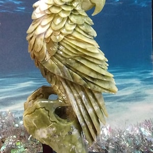 16&quot; Chinese Natural Xiu Green Jade Fengshui Animal parrot Statue Sculpture Almost 10 Lbs. Great Gift