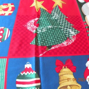 Christmas Quilt Wallhanging Fabric 36 x 46 image 3