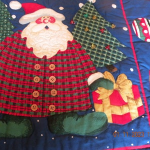 Christmas Quilt Wallhanging Fabric 36 x 46 image 10