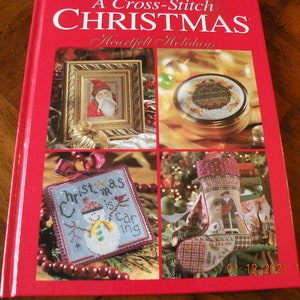 A Cross Stitch Christmas Instruction Hardcover Book - Better Homes and Gardens - NEW