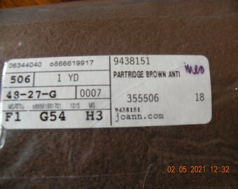 Fleece Fabric Partridge Brown Anti Pill - 66 x 62"