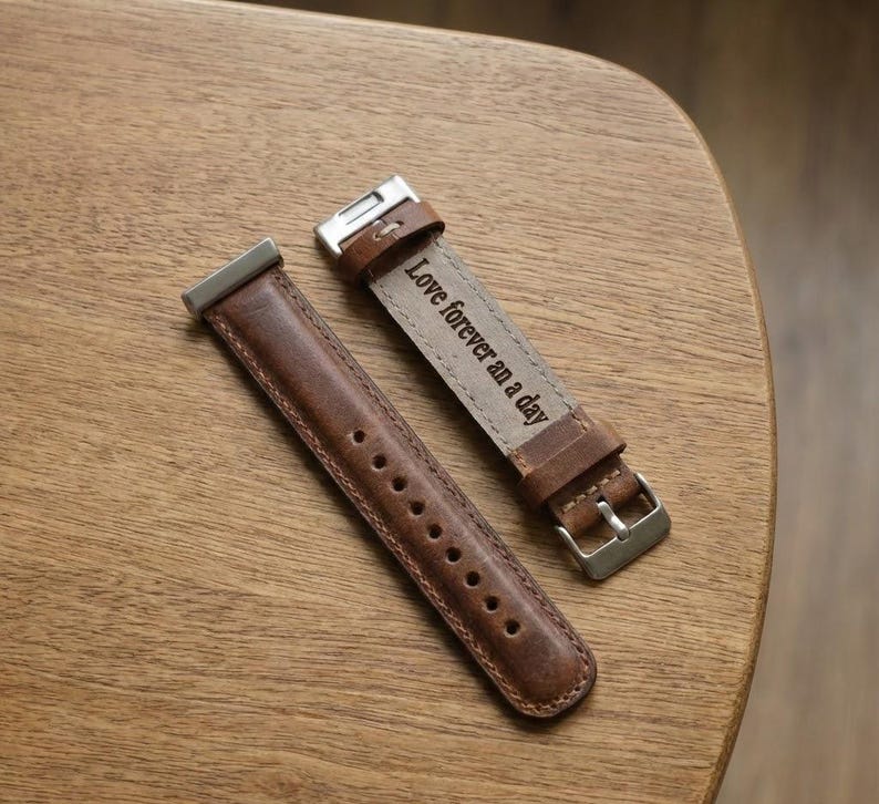 Personalized Leather Fitbit Versa Band, Handmade Watch Strap image 2
