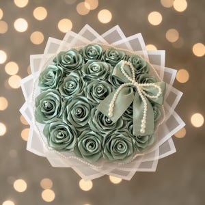 Satinrosenstrauß ewige Rosen Sonderedition Bridgerton Geschenkidee Geburtstag Jahrestag