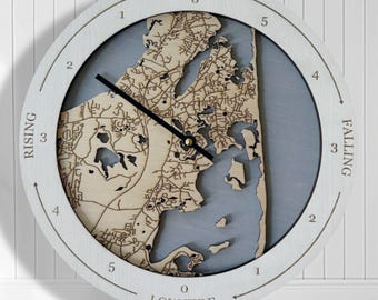Gezeitenuhr, Motiv: Orleans, Cape Cod, Massachusetts, gebeizt, für Tisch- oder Wandmontage, Küstendeko, Geschenk für neue Hausbesitzer, Verlobungsgeschenk