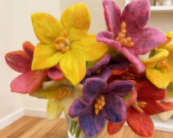 Wolvilt bloemboeket, handgemaakte vilten bloemen, cadeau voor moeder, eeuwigdurend huisdecor