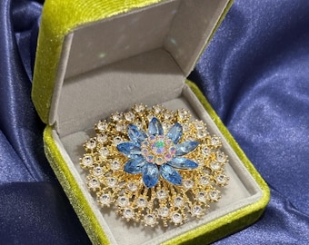 Blue Crystal Flower Brooch, Gold Floral Statement Pin, Elegant Vintage Style Jewelry