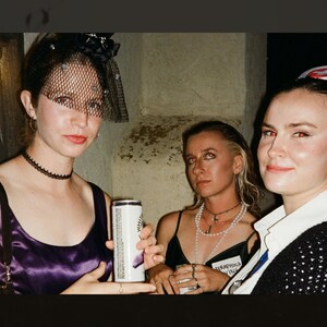 Murder Mystery Party Game: "The Haunting of Hallow's End" - 10-20 spelers afbeelding 9