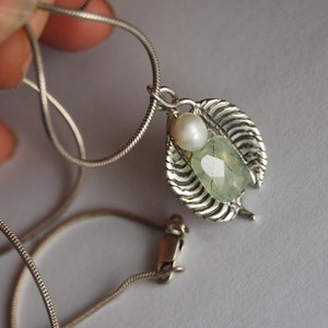 Moss Agate Pendant / Moss Agate Necklace / Pearl with Leaf / Leaf Necklace / Pearl with Moss agate / Sterling Leaves / Her Gift /Agate Stone