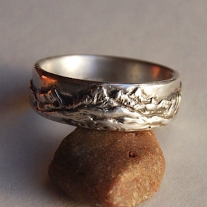 Three Sisters Mountain Band Landscape Wedding Silver 7mm Band Unisex Bands Cascade Range Oregon
