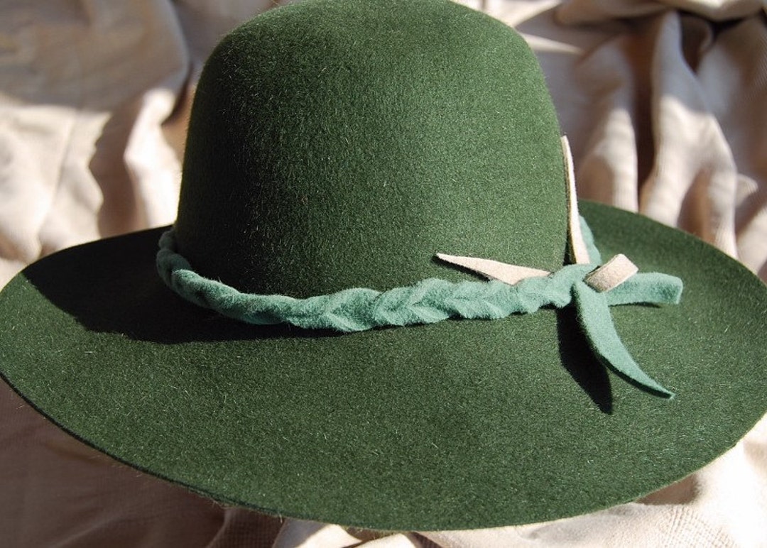 Womens Felt Hat / Olive Green Felt Hat / Winter Hat for Her / Ladies