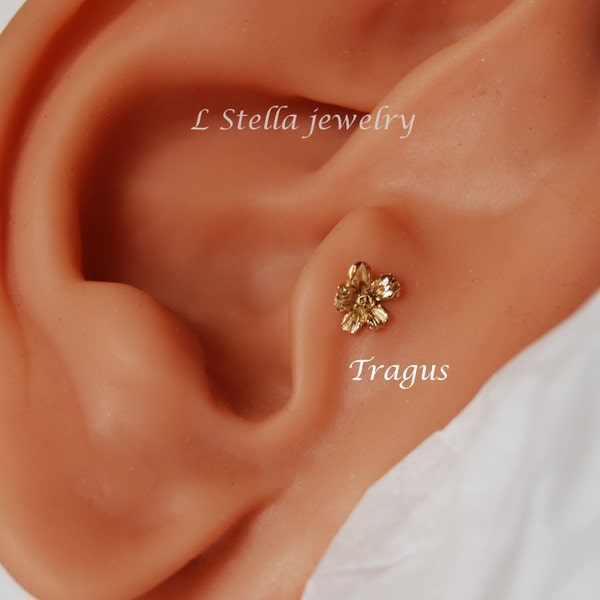 14K Nose Stud / Flower tragus Earring / Baby's Breath Flower / Nose Bone Gold stud / Tragus Cartilage Nose stud / 14k nose L / gold nose L