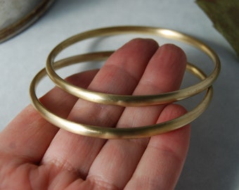 Brass Bangle Bracelets / Two Bangle Bracelets / Minimalist Bracelets matt finish / 3/16" wide